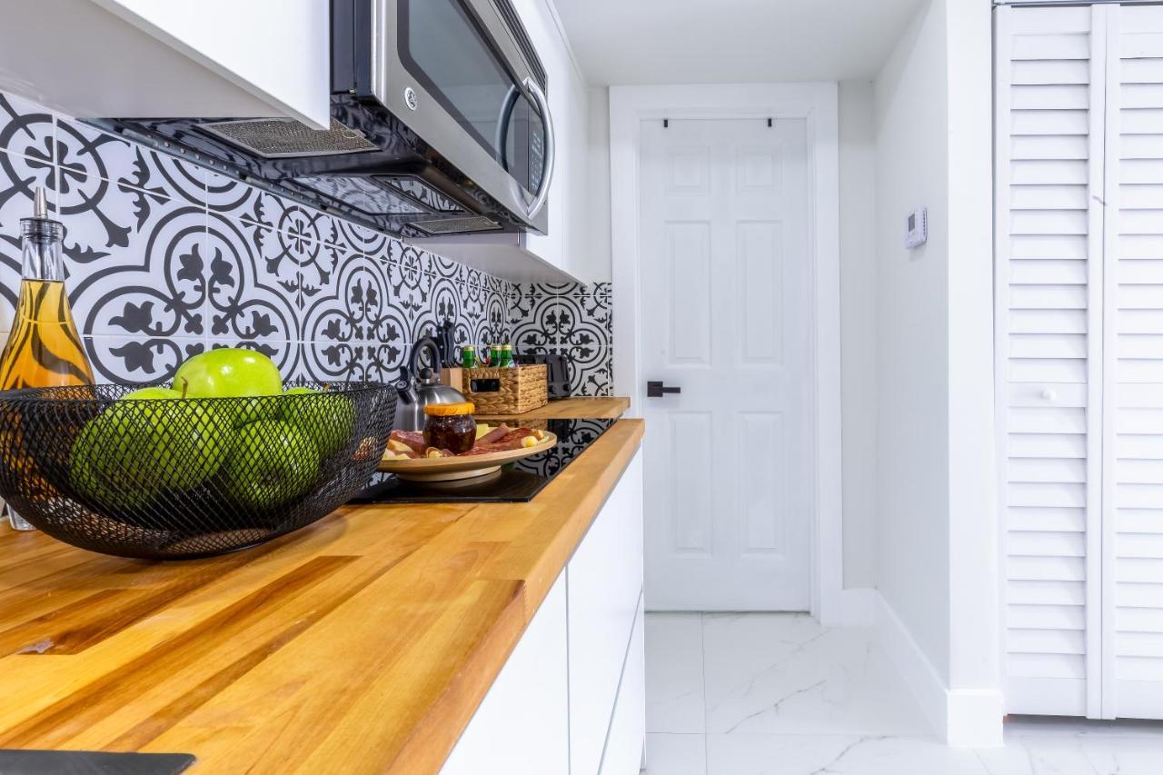 Serenity Lodge Condo Miami Bagian luar foto